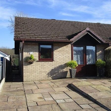Ystradgynlais Riverside Bungalow - Direct River Access! מראה חיצוני תמונה